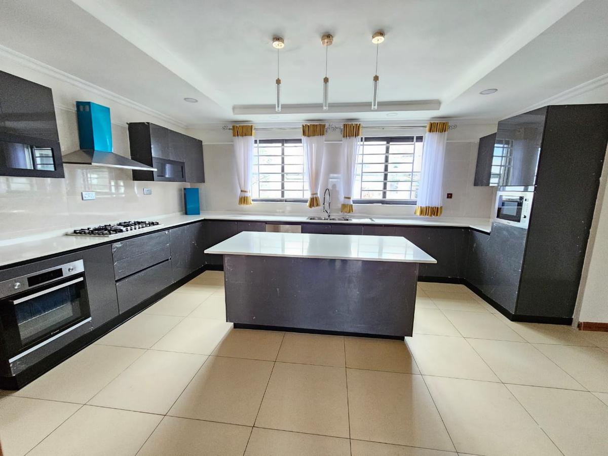 5 Bed Townhouse with En Suite at Off Kiambu Road - 8 5 Bed Townhouse with En Suite at Off Kiambu Road - 8
