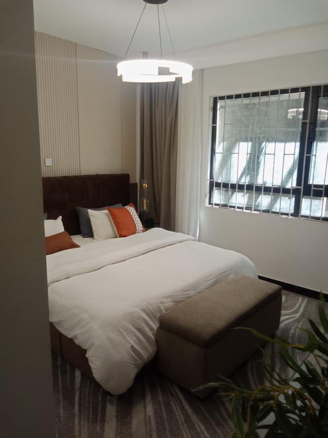 1 Bed Apartment with En Suite in Lavington - 7