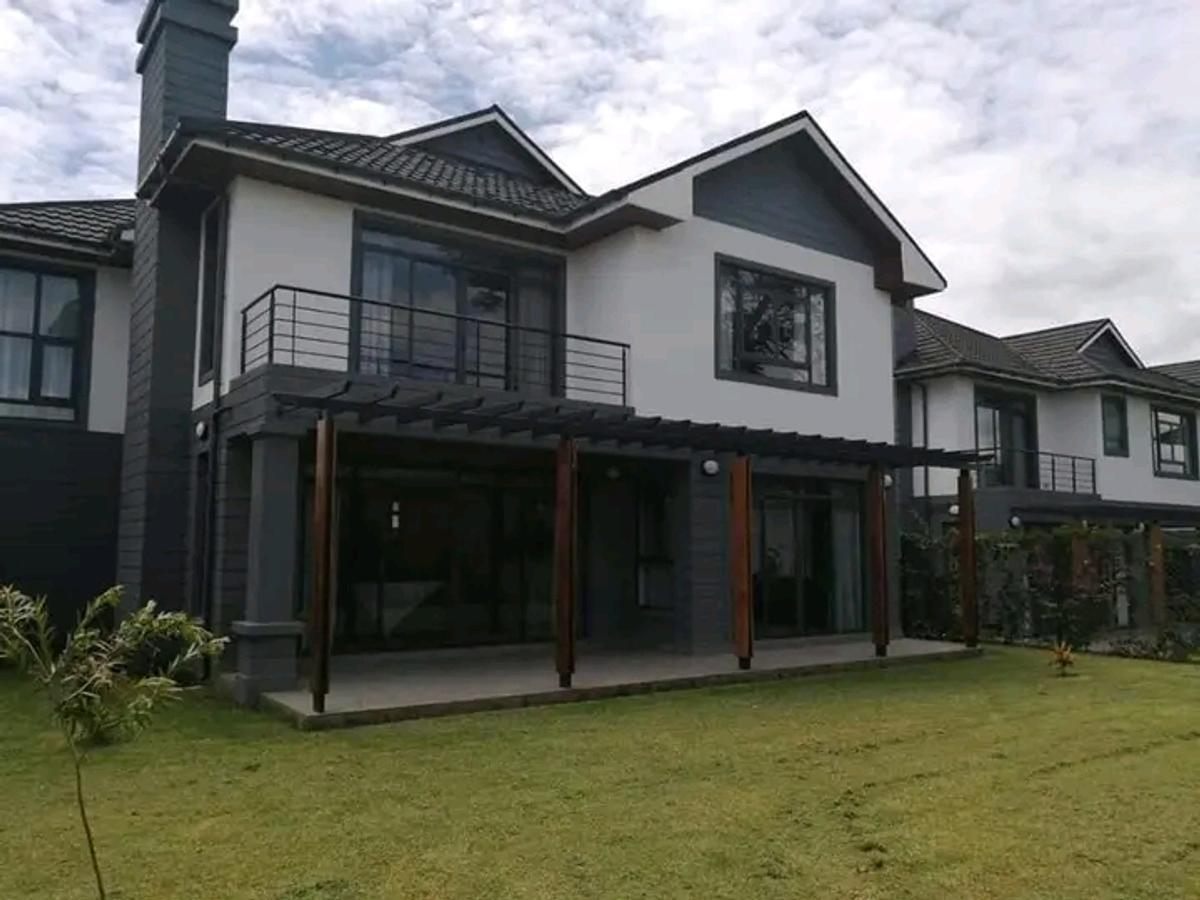 5 Bed Townhouse with En Suite at Runda - 17