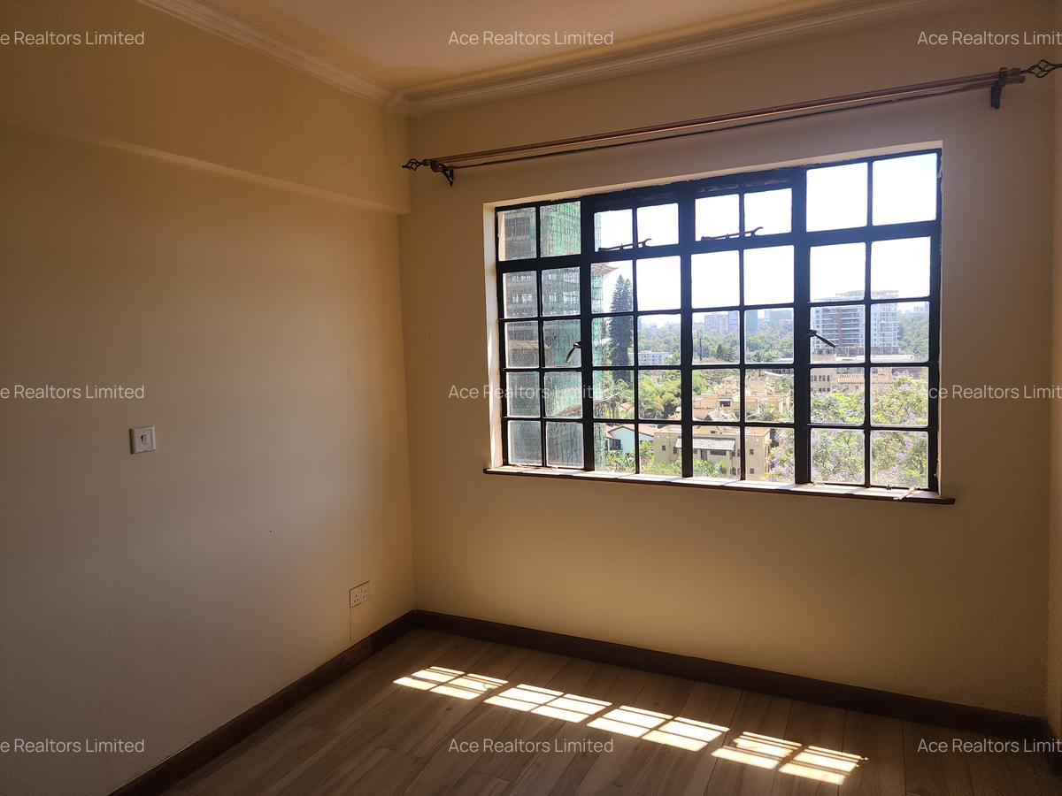 2 Bed Apartment with En Suite at Westlands - 8