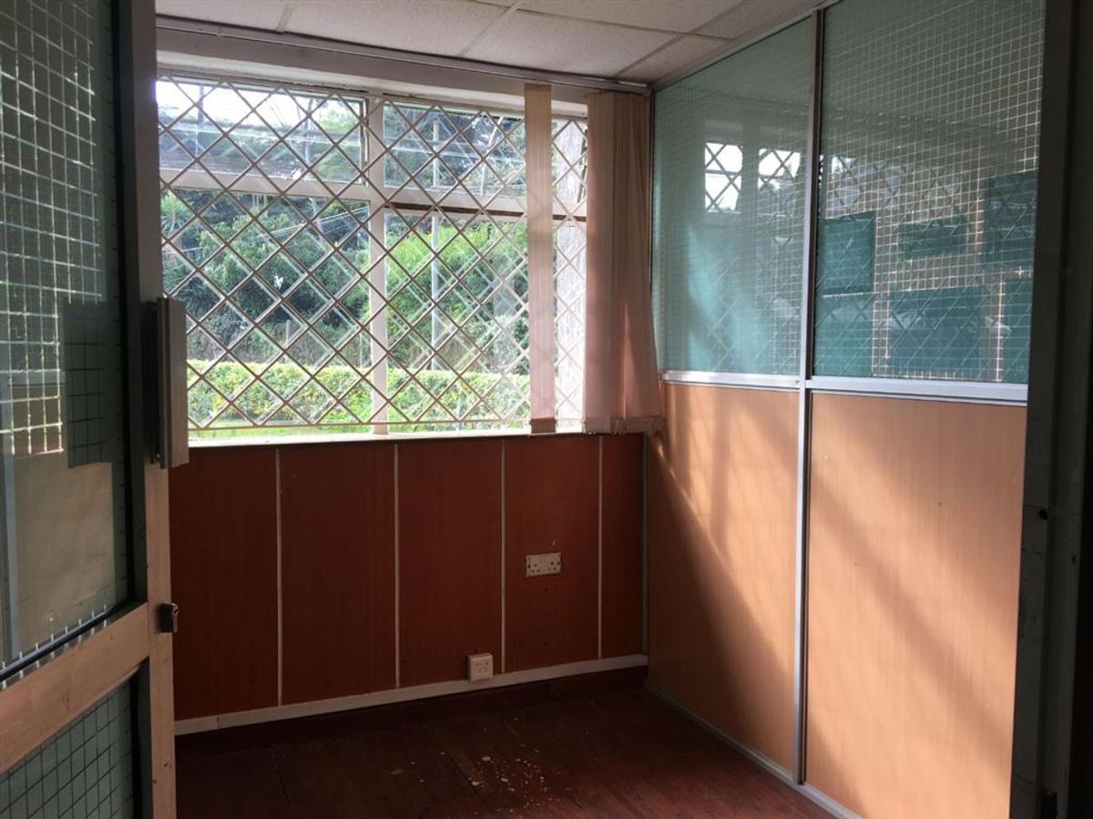 Commercial Property with Parking in Lavington - 10