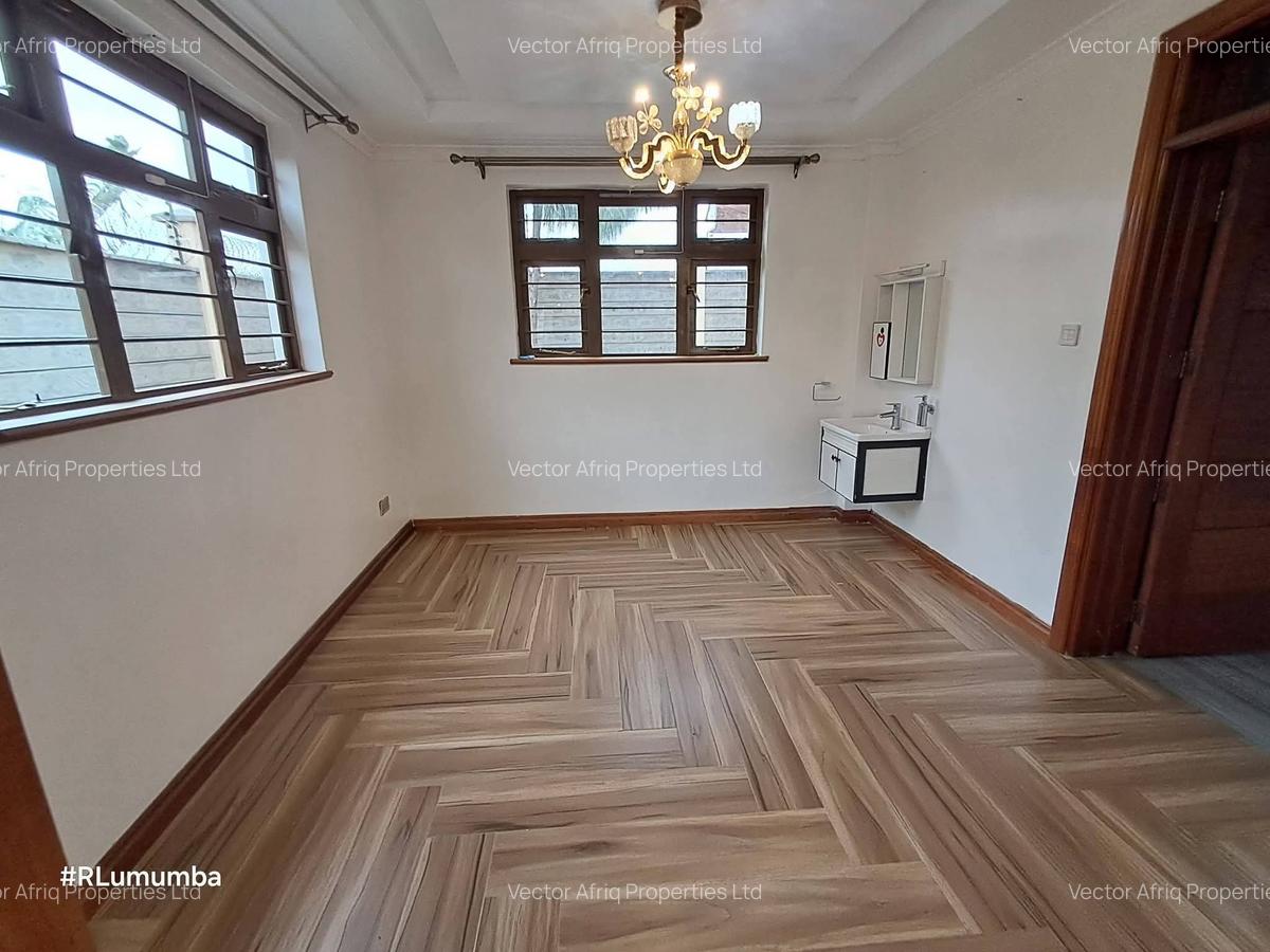 4 Bed Townhouse with En Suite in Kitengela - 3