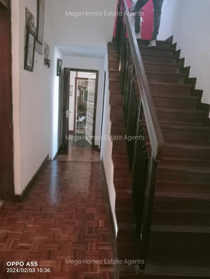 4 Bed House with En Suite in Runda - 5