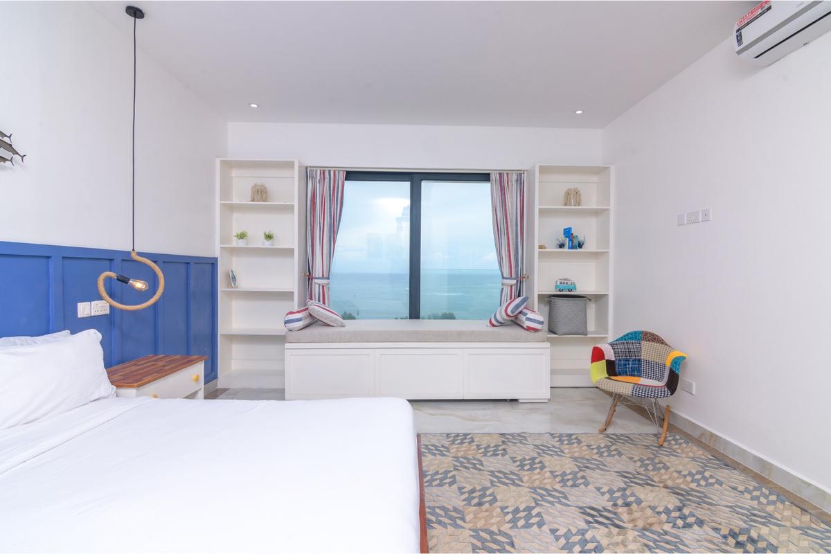Furnished 4 Bed Apartment with En Suite at Oceanic Road - 9