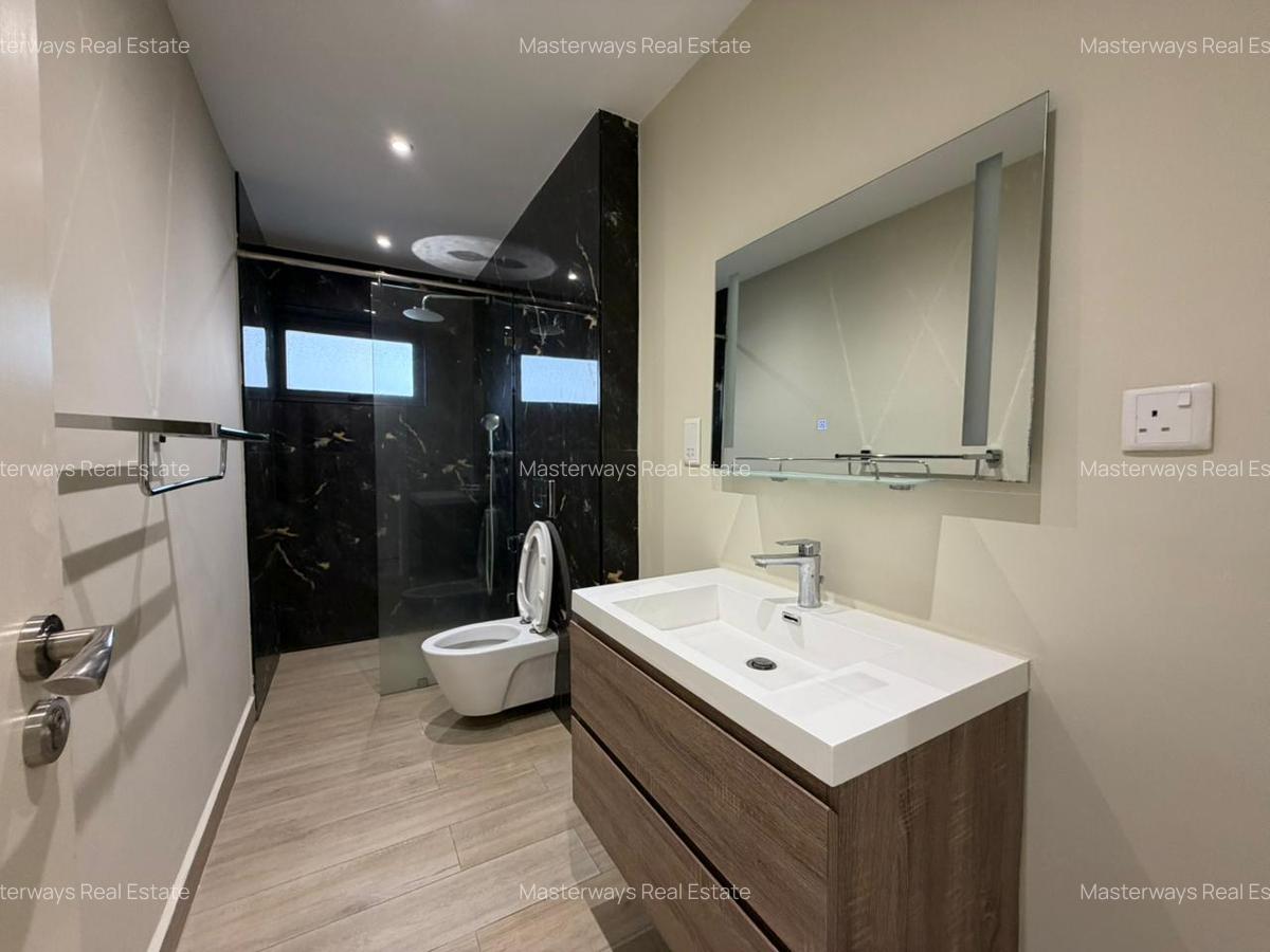 2 Bed Apartment with En Suite in Riverside - 10