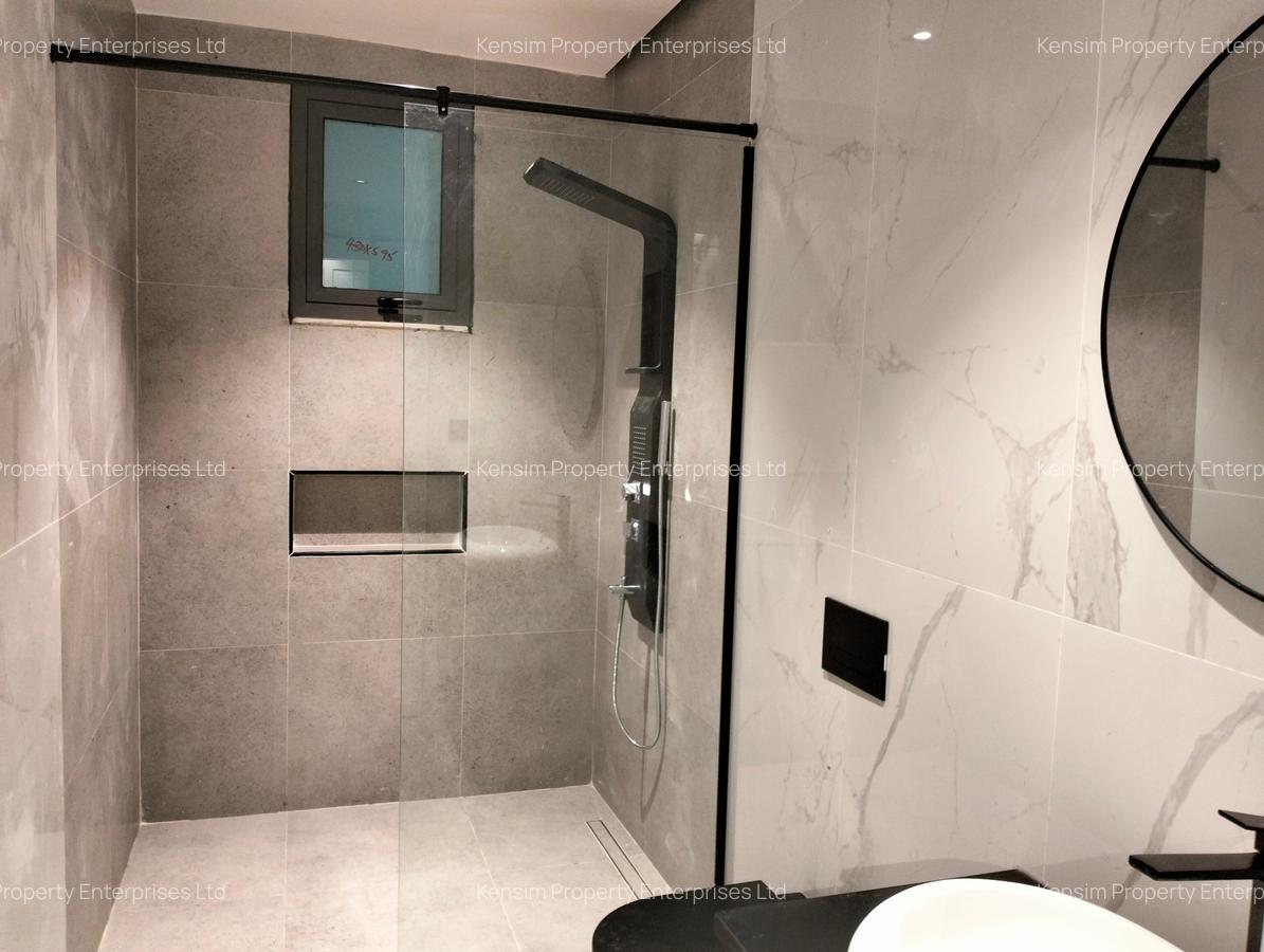 5 Bed Townhouse with En Suite in Lavington - 15