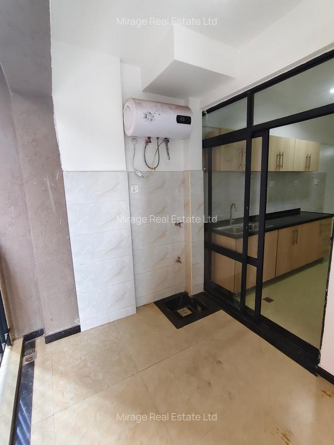 1 Bed Apartment with Staff Quarters in Kilimani - 4