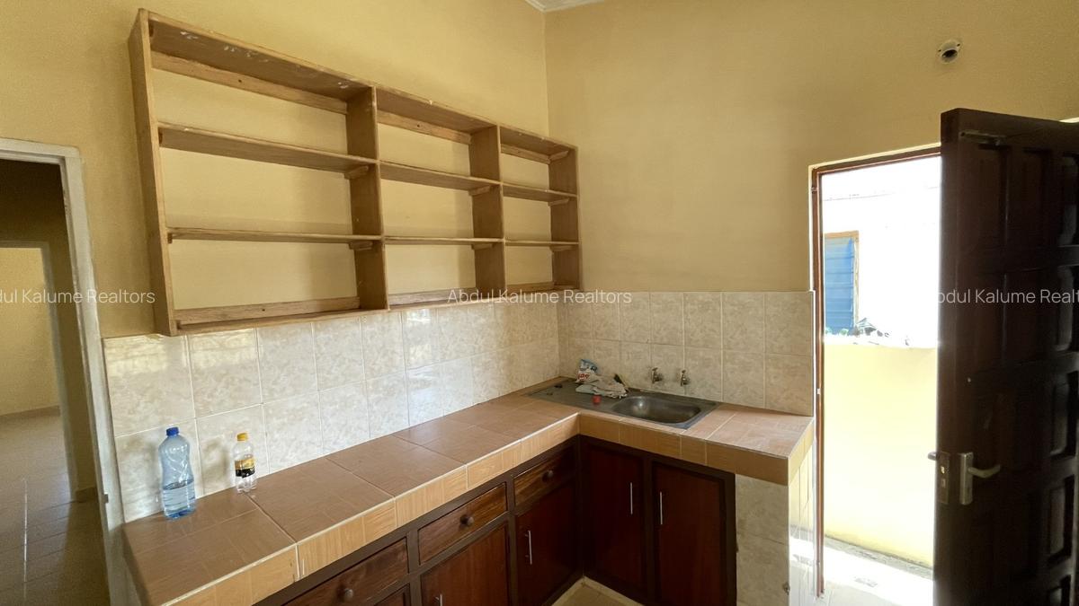 2 Bed House with En Suite at Bamburi - 10
