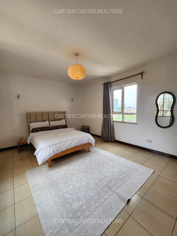 Serviced 2 Bed Apartment with En Suite in Brookside - 8