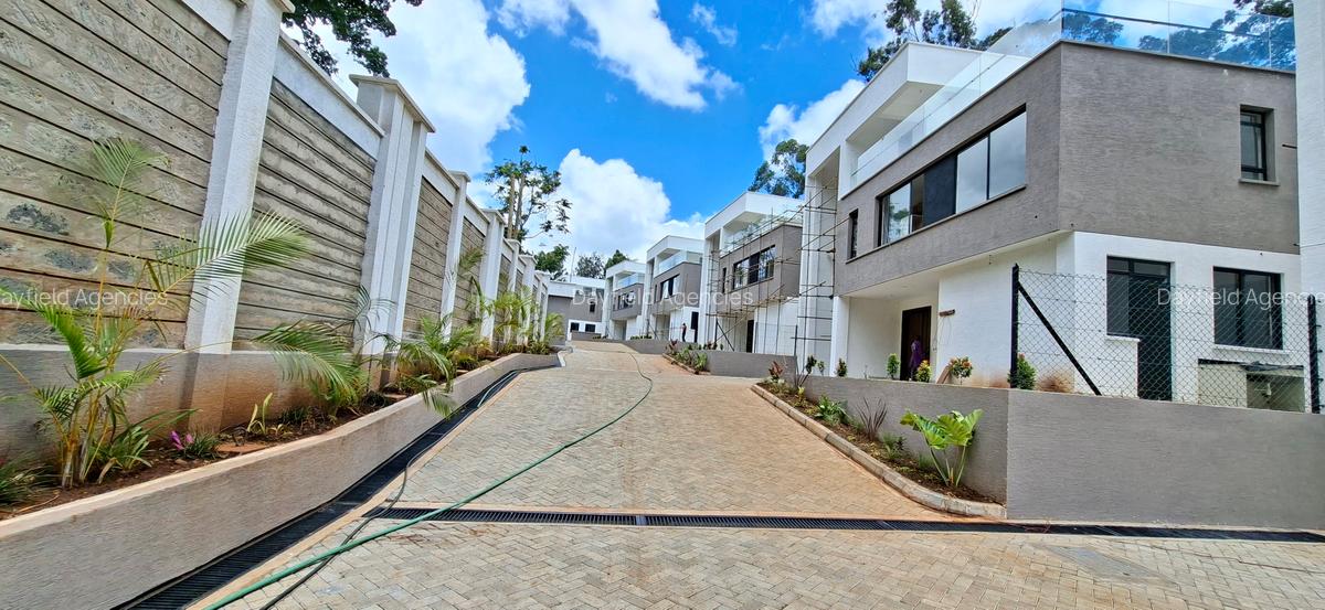 6 Bed House with En Suite at Peponi Road - 20