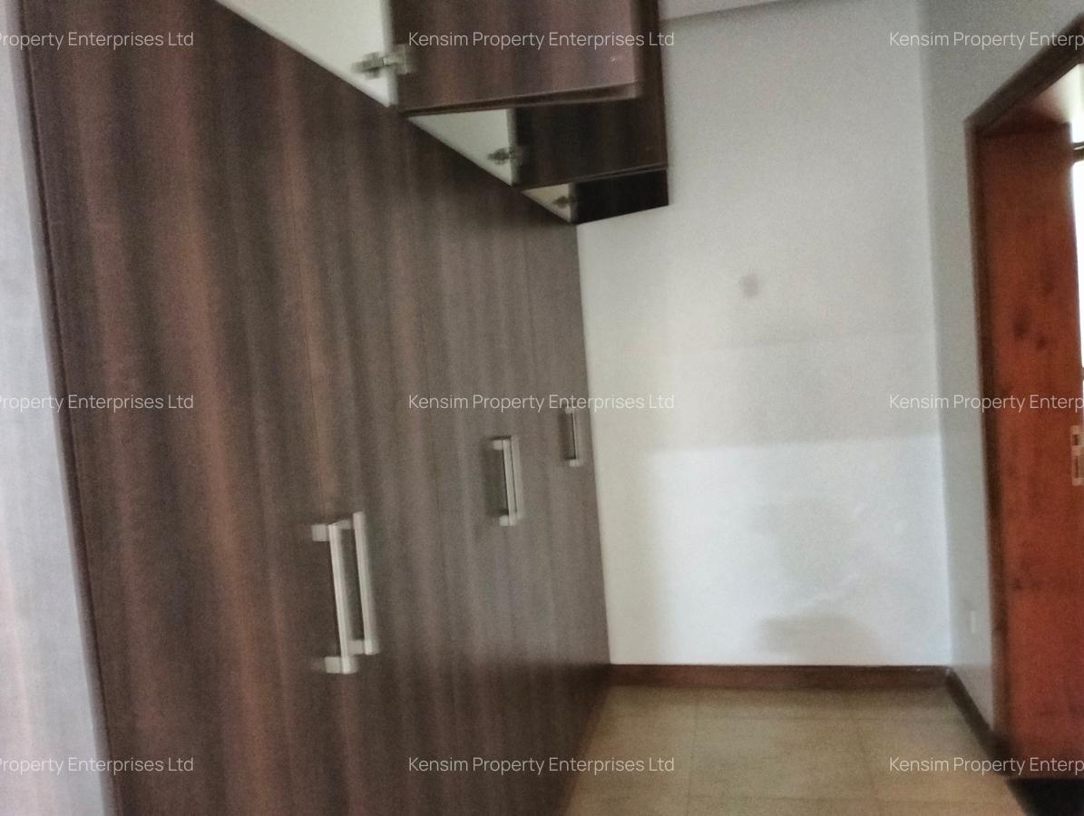 4 Bed Townhouse with En Suite in Runda - 11