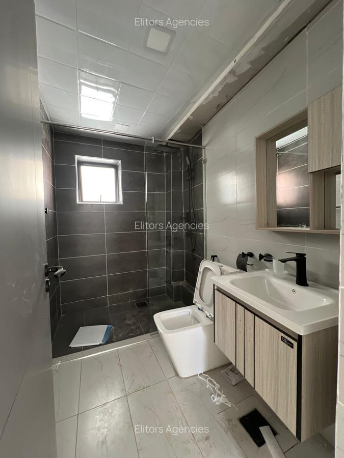 4 Bed Apartment with En Suite at 5Th Parklands - 13