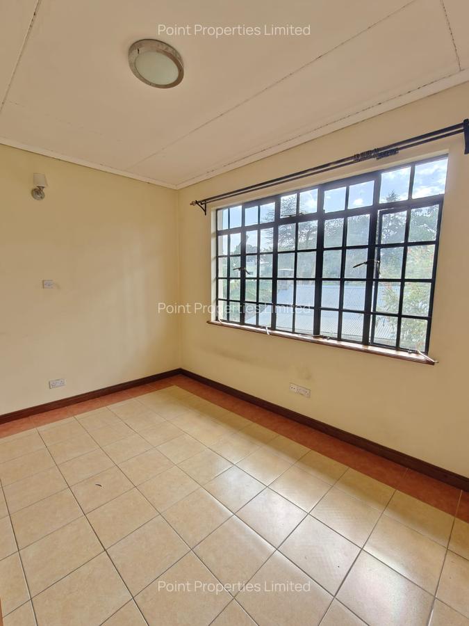 4 Bed Townhouse with En Suite in Karen - 13