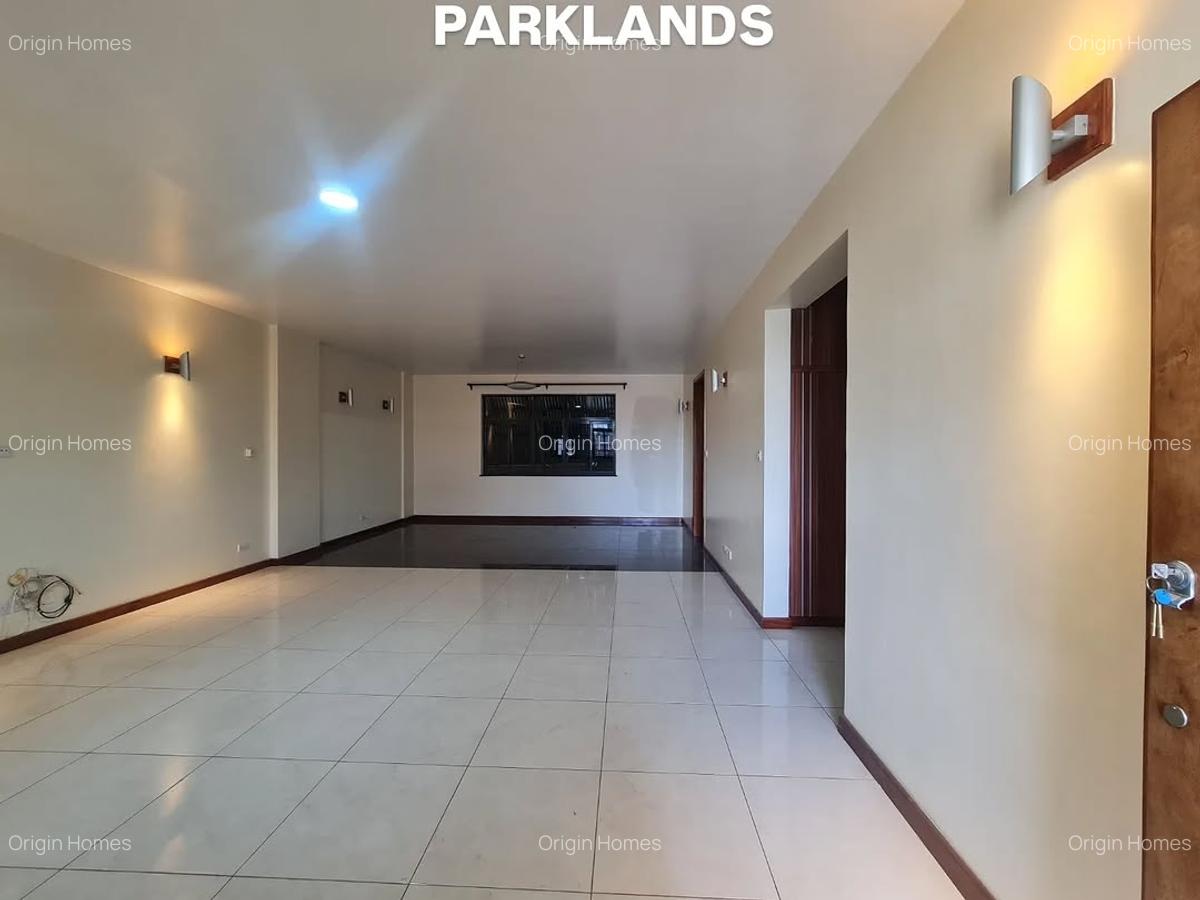 3 Bed Apartment with En Suite at Parkland - 1