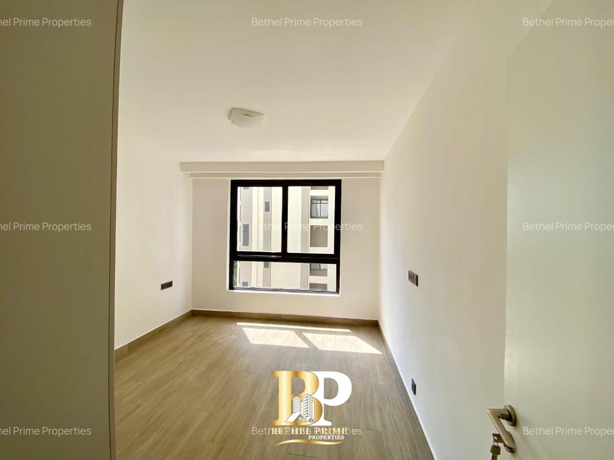 3 Bed Apartment with En Suite in Riverside - 7