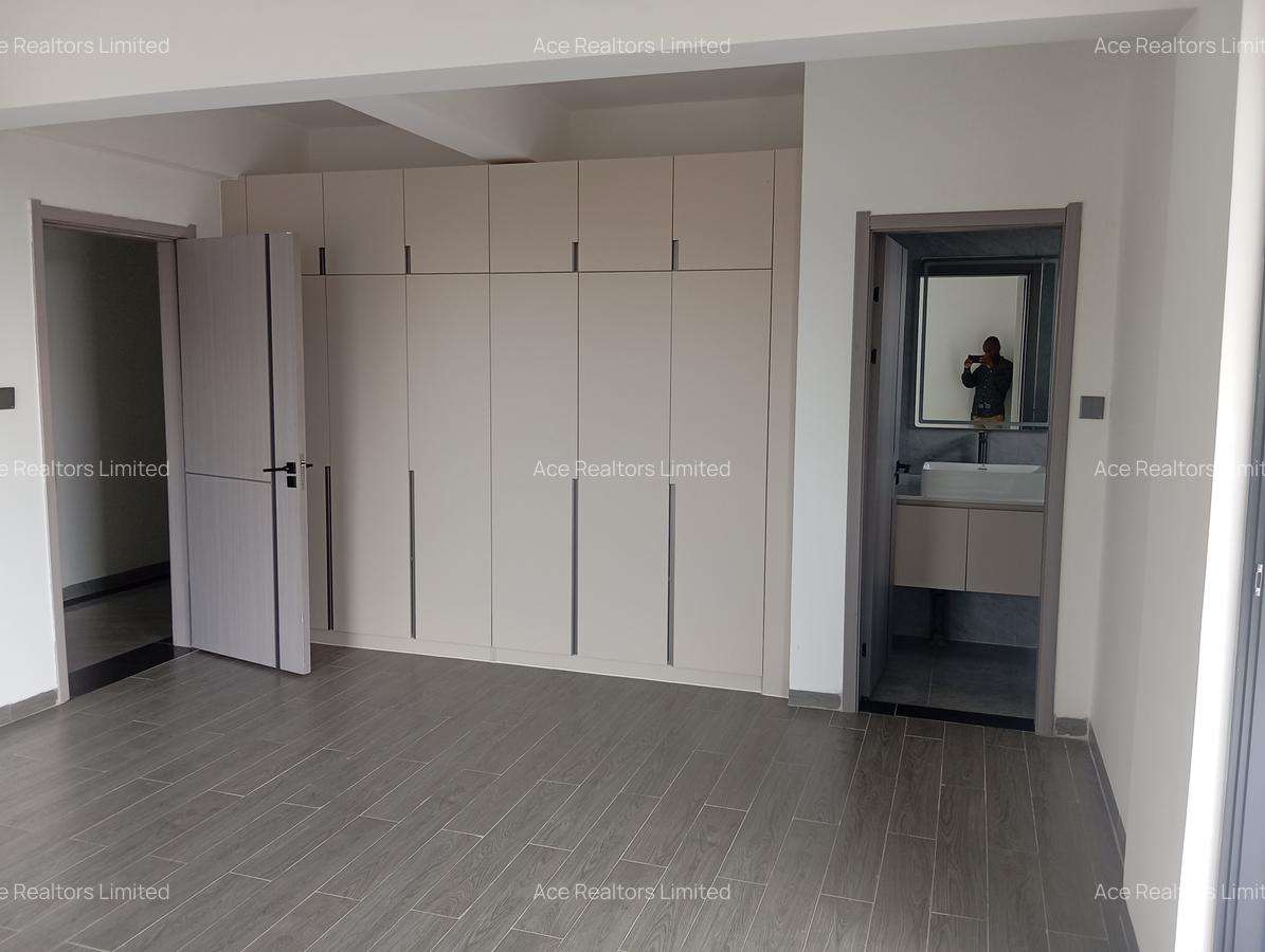 3 Bed Apartment with En Suite at Mandera Road - 6