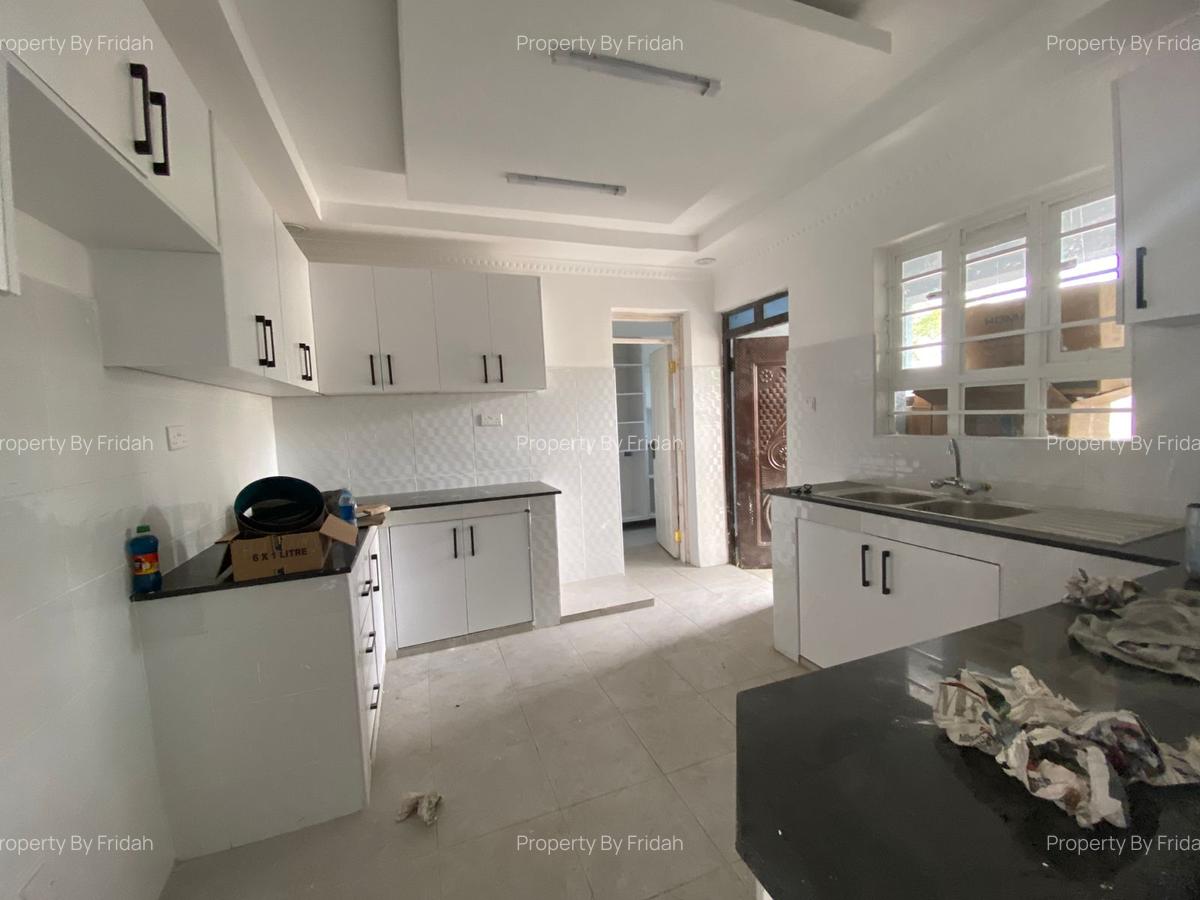 3 Bed House with En Suite in Kitengela - 5