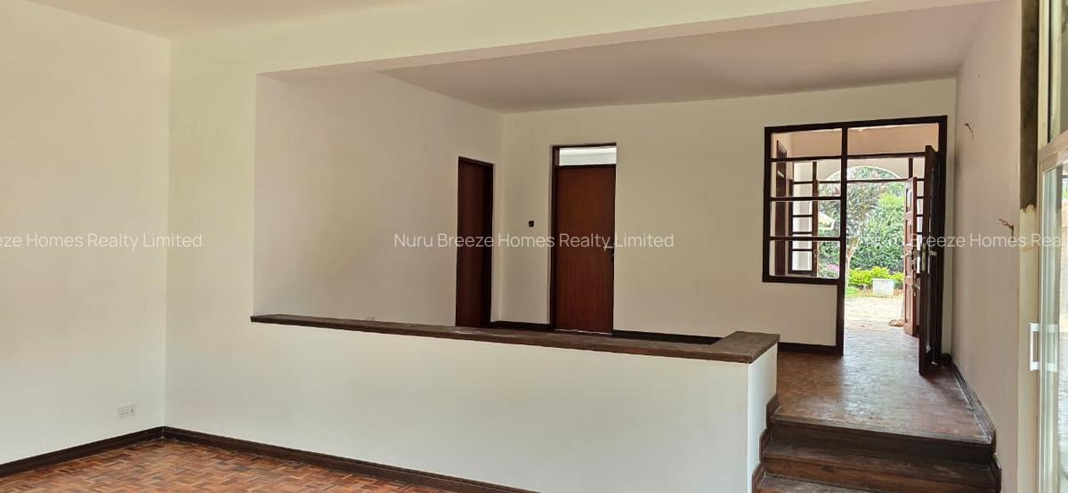 4 Bed House with En Suite in Runda - 12