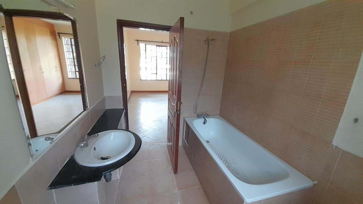 2 Bed Apartment with En Suite in Westlands Area - 6