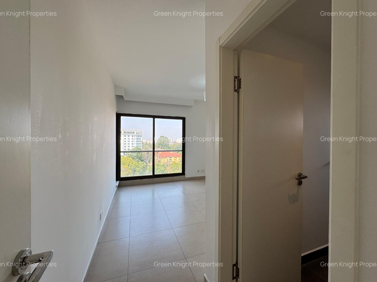 Serviced 2 Bed Apartment with En Suite in Lavington - 13