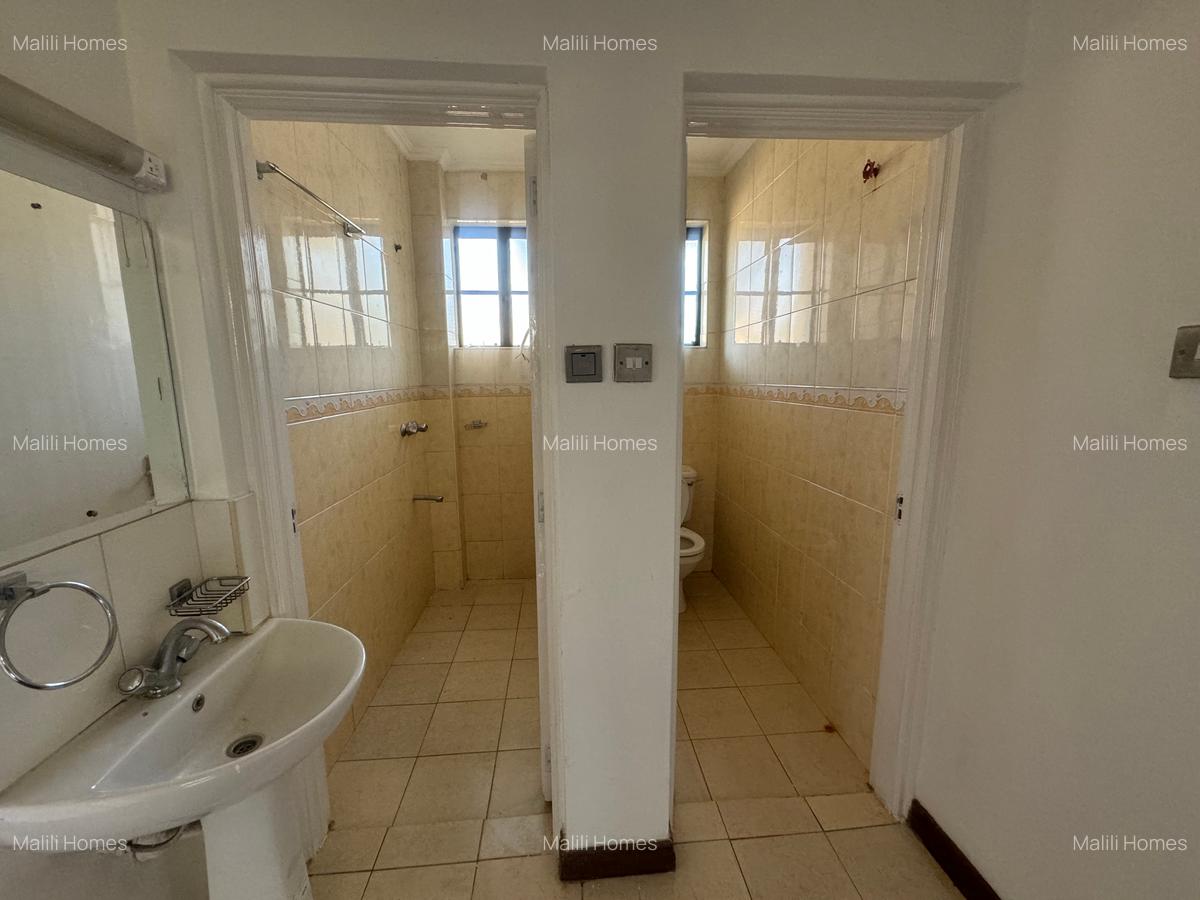 2 Bed Apartment in Kilimani - 5