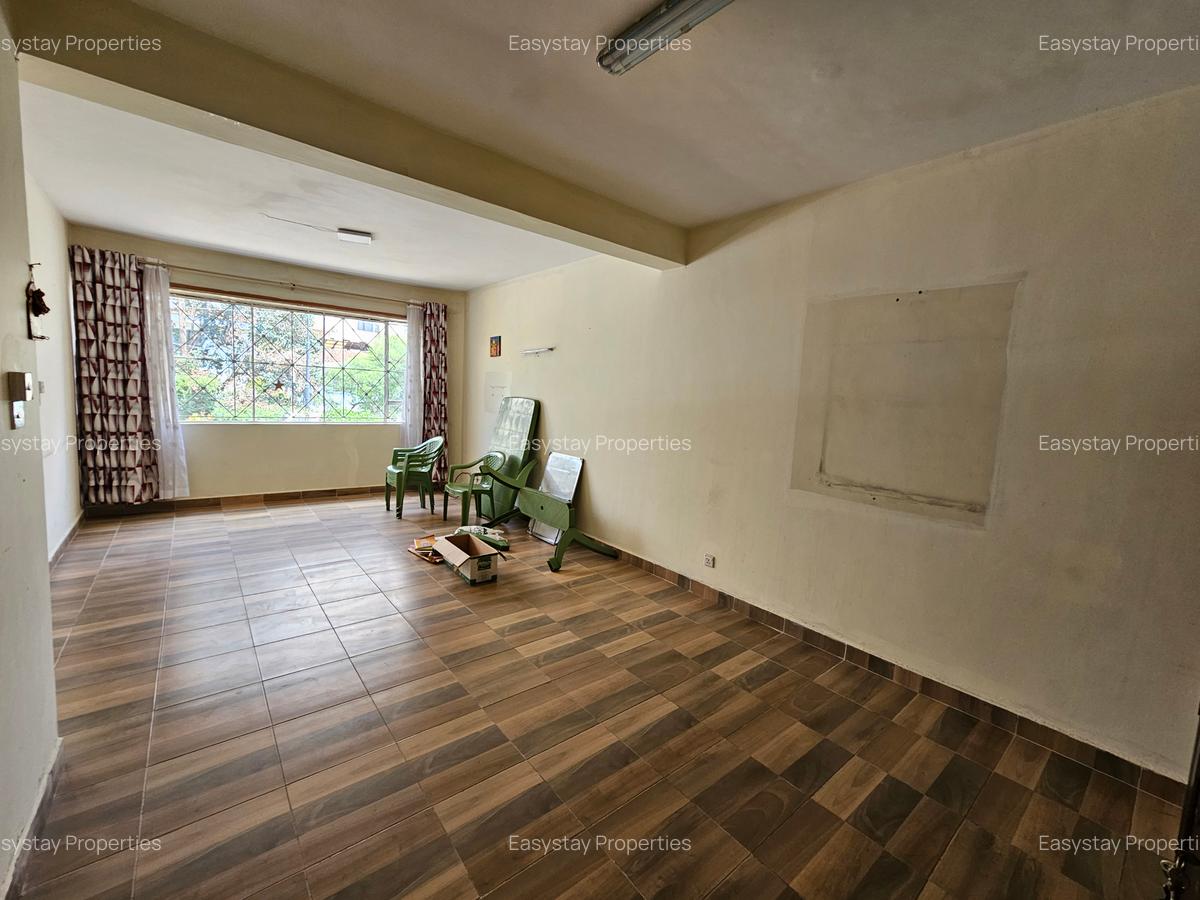 4 Bed Townhouse with En Suite in Westlands Area - 2