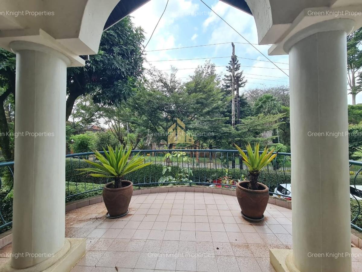 4 Bed Townhouse with En Suite in Westlands Area - 7