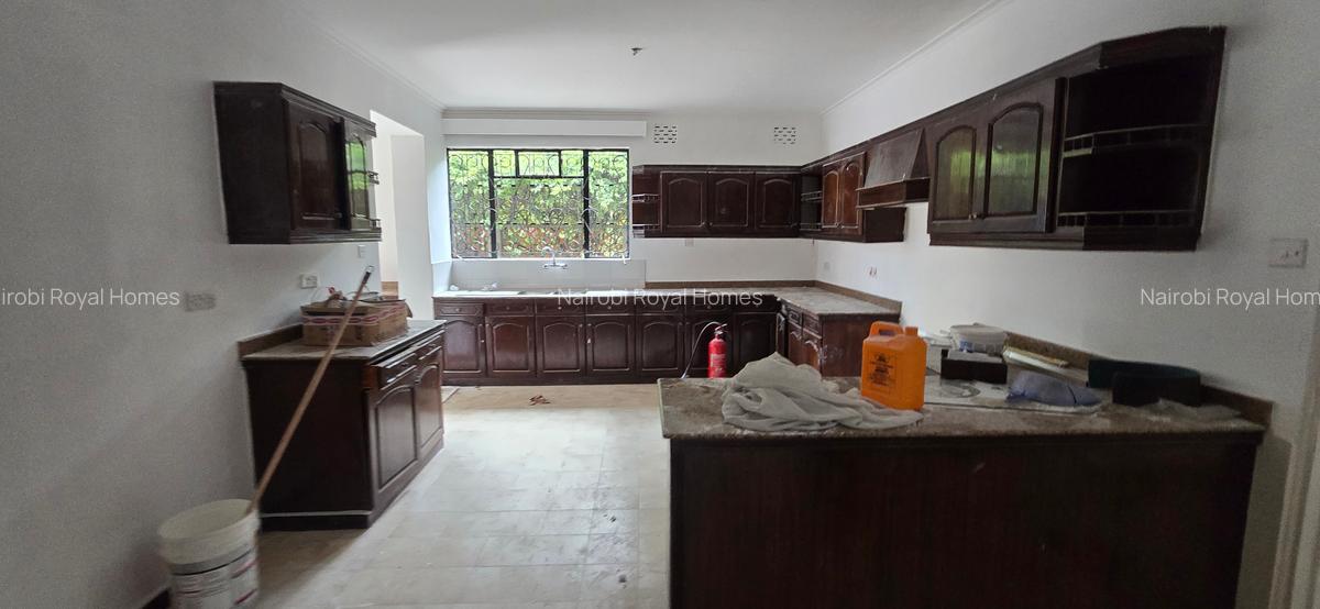 6 Bed House with En Suite at Lavington Off James Gichuru - 20