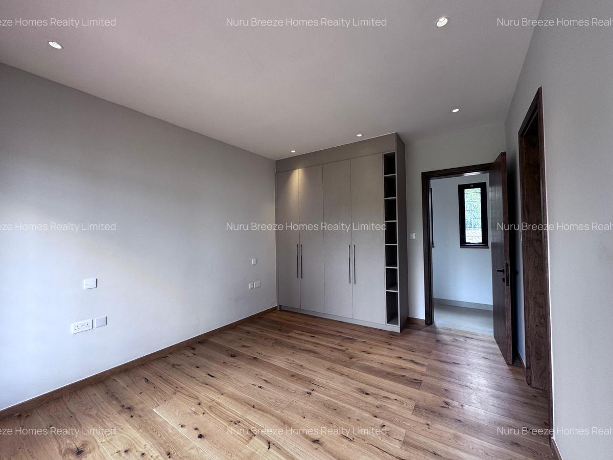 4 Bed Townhouse with En Suite in Loresho - 11