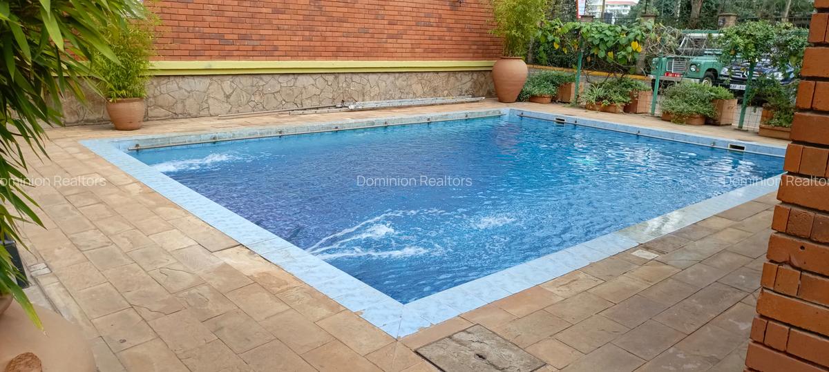 Serviced 3 Bed Apartment with En Suite in Westlands Area - 19