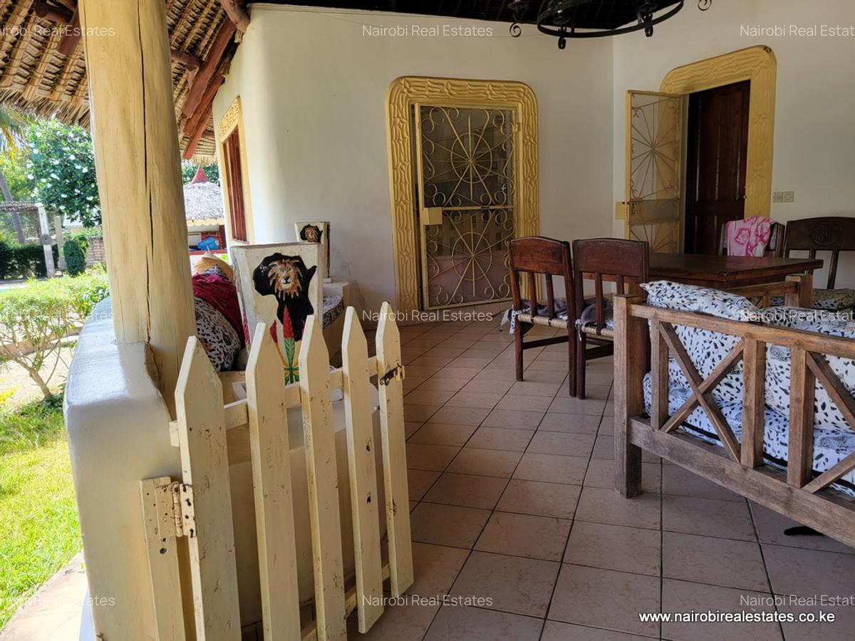 2 Bed House with En Suite in Diani - 4