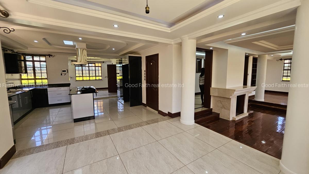 5 Bed House with En Suite in Runda - 4