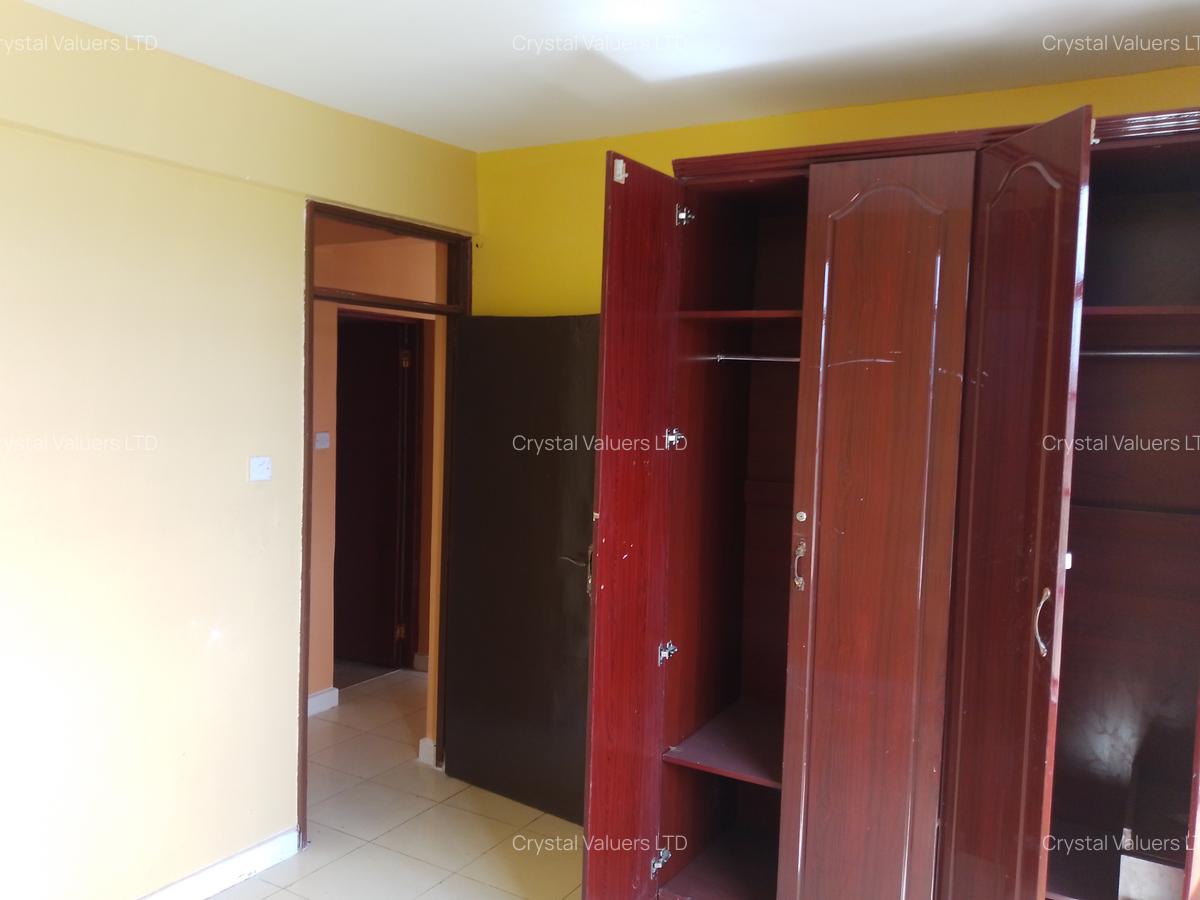 2 Bed Apartment with Lift in Highrise - 9