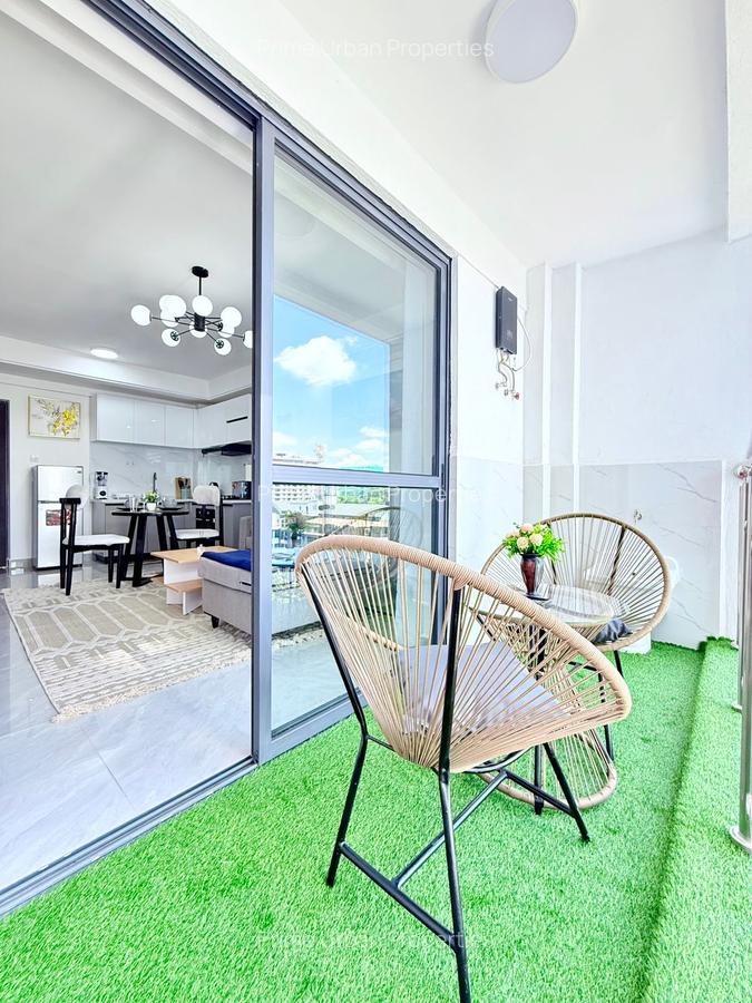 Serviced 1 Bed Apartment with En Suite in Westlands Area - 2