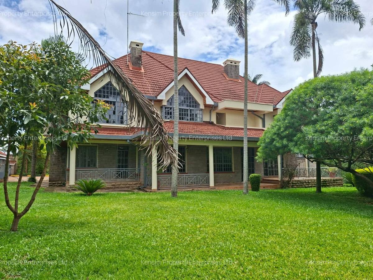 5 Bed House with En Suite in Runda - 1