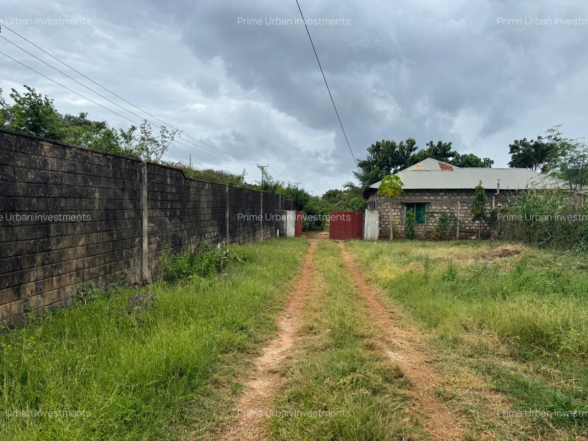 3.8 ac Land in Vipingo - 16