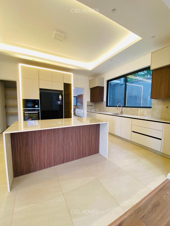 5 Bed Villa with Swimming Pool at Mzima Spring - 7