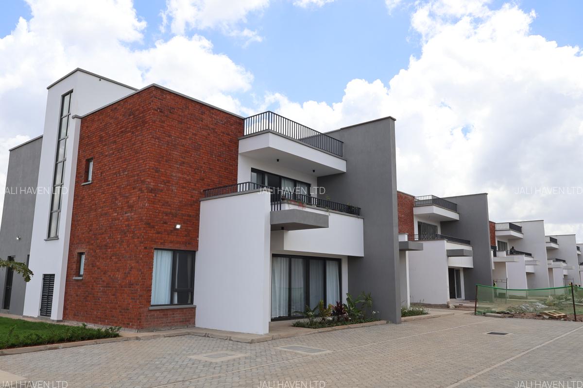 4 Bed Townhouse with En Suite in Langata - 1