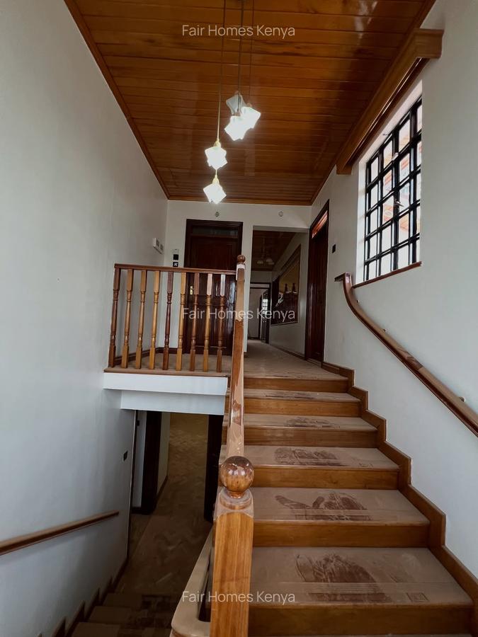 4 Bed Townhouse with En Suite at Lavington Green - 13