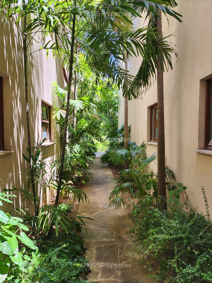 3 Bed Apartment with En Suite at Ar185 - 6