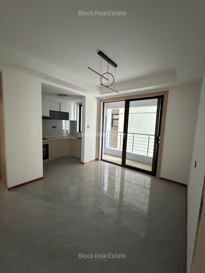 2 Bed Apartment with En Suite in Riverside - 5