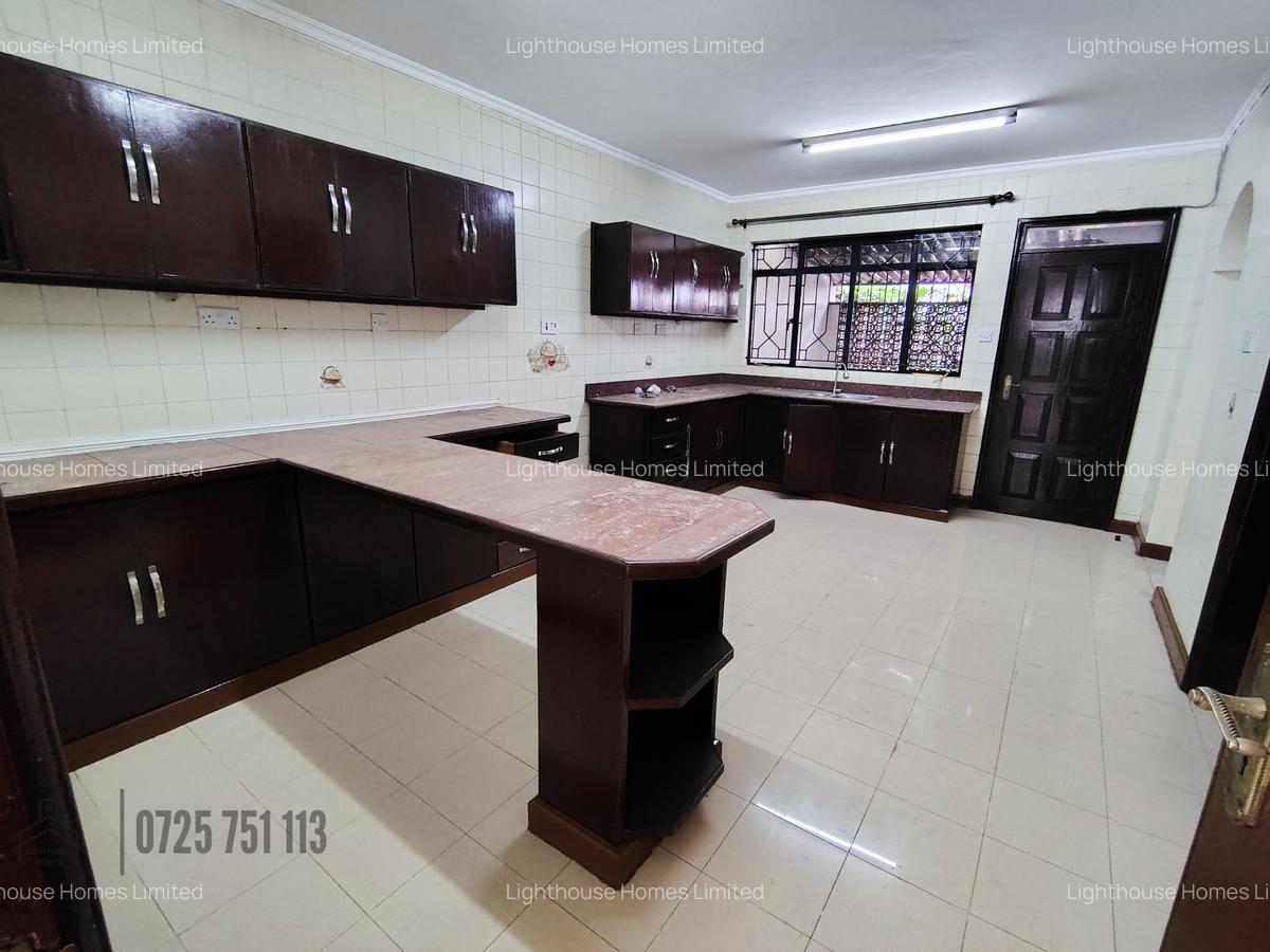 5 Bed Townhouse with Staff Quarters at Riverside Drive - 5