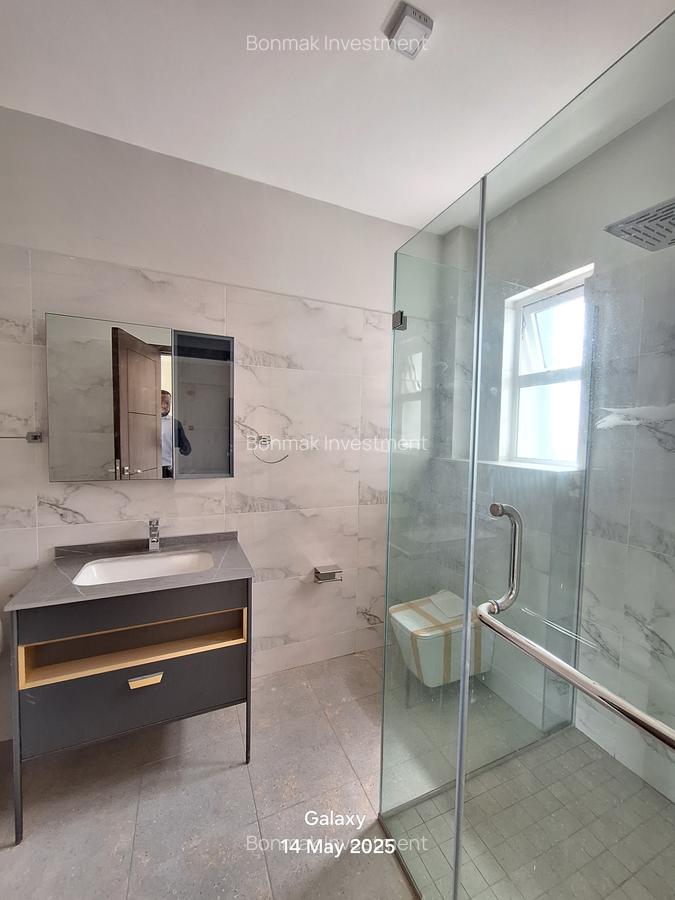 2 Bed Apartment with En Suite at Riverside Drive - 17