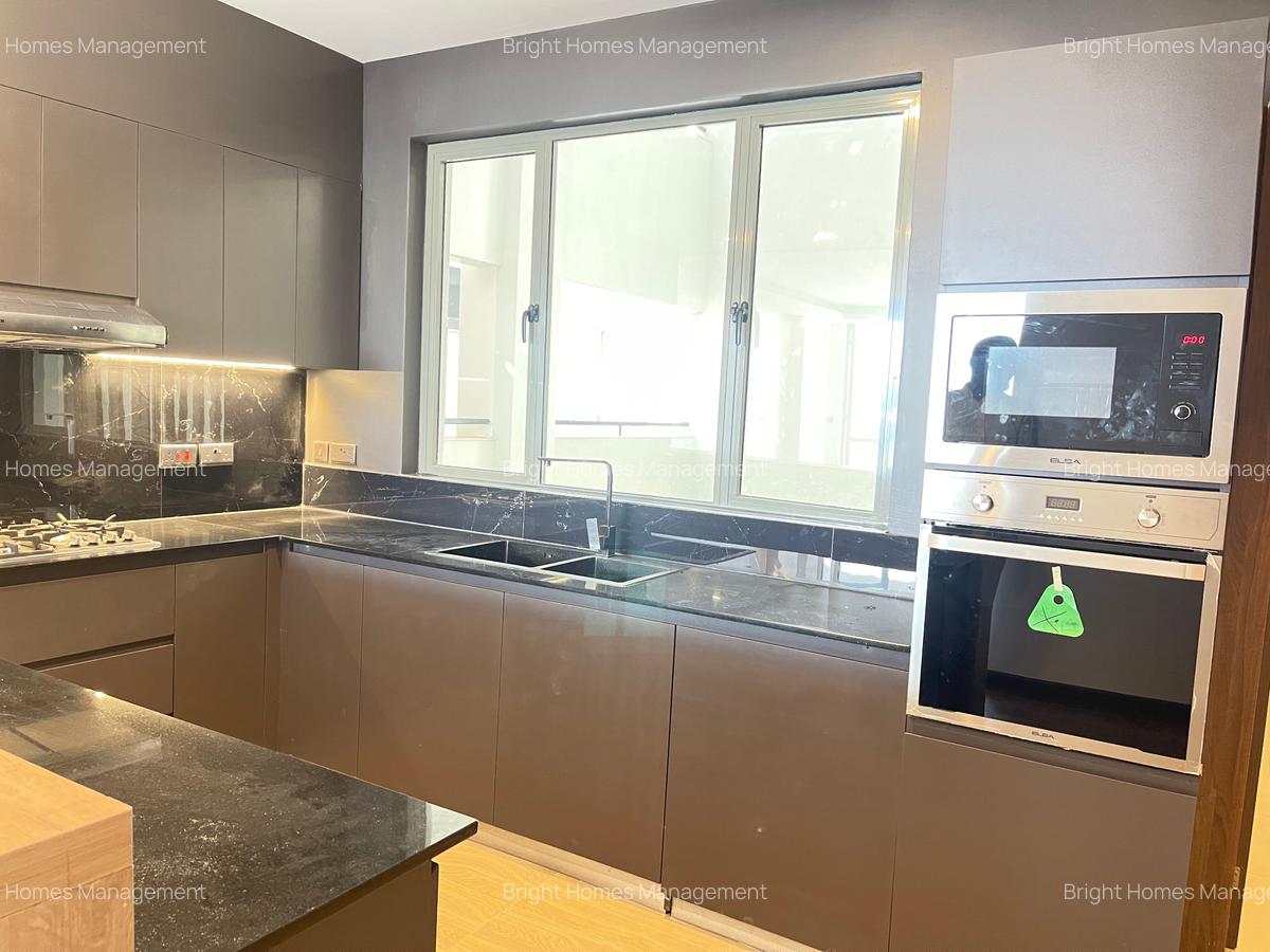 3 Bed Apartment with En Suite in Westlands Area - 5