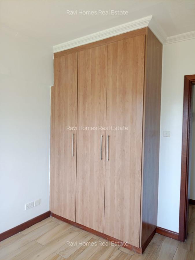 2 Bed Apartment with En Suite in Westlands Area - 11