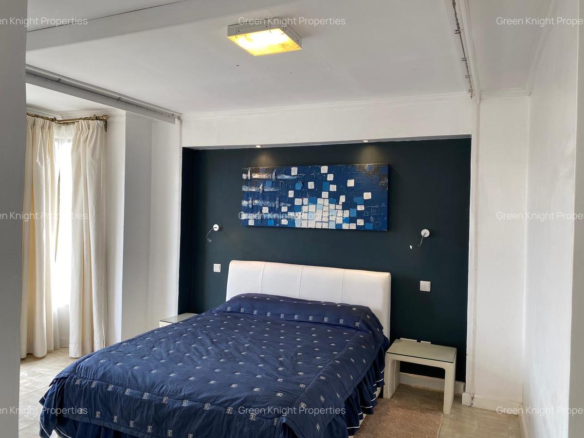 Serviced Studio Apartment with En Suite in Lavington - 7