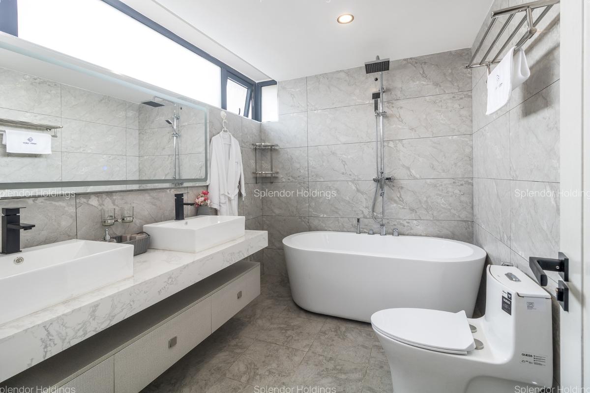 Serviced 3 Bed Apartment with En Suite in Kilimani - 18