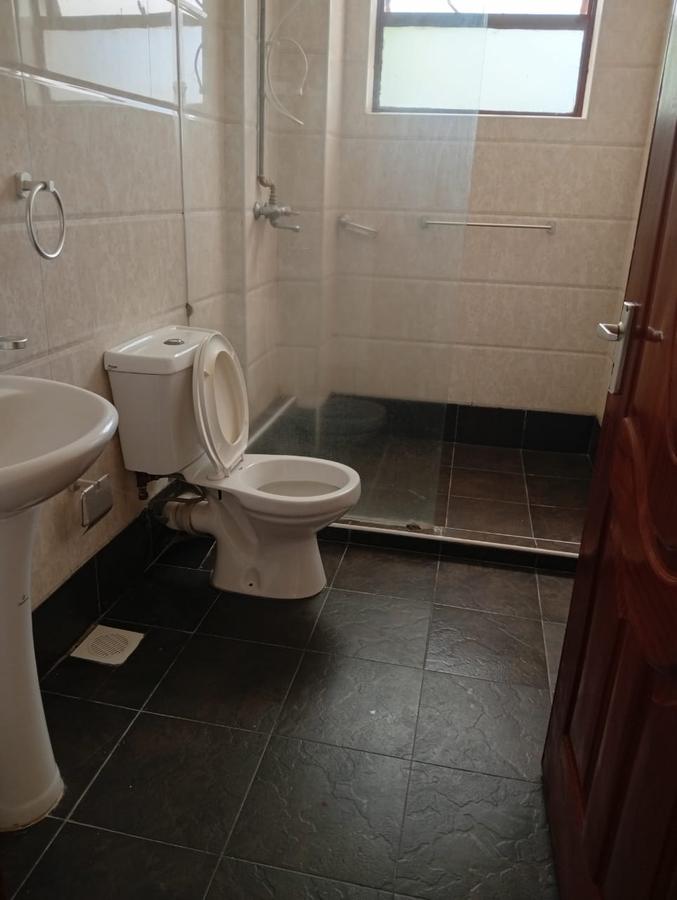 1 Bed Apartment with En Suite in Kilimani - 4