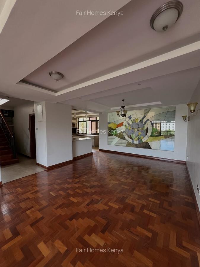 4 Bed Apartment with En Suite at Riverside Drive - 4