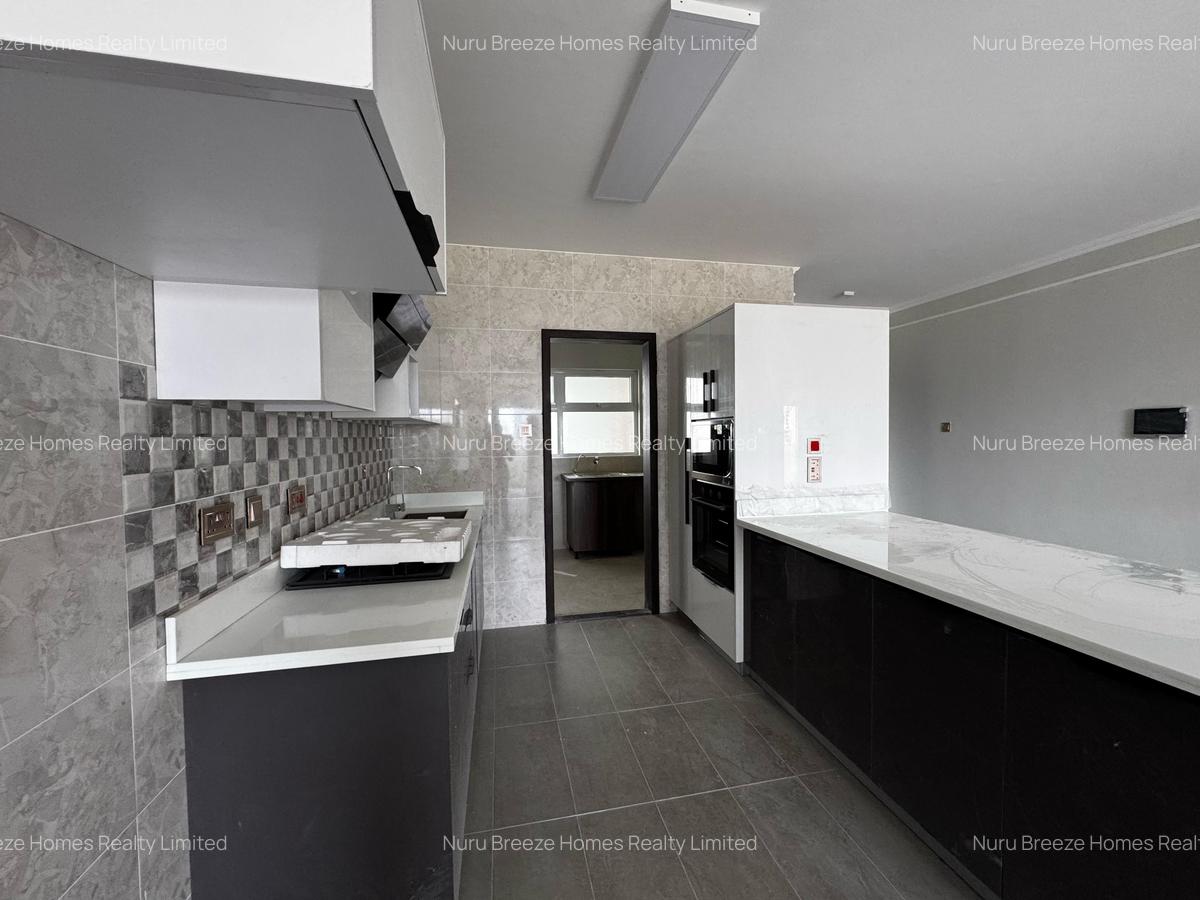 2 Bed Apartment with En Suite in Riverside - 11